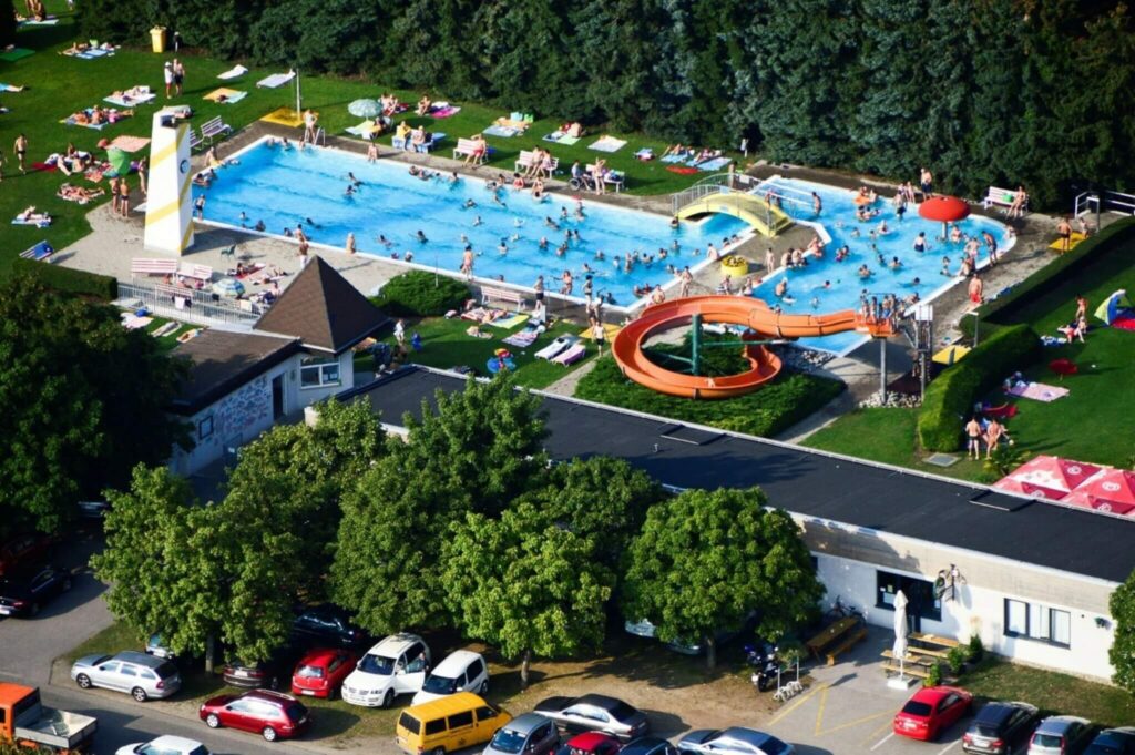 Kúpalisko Erlebnisbad Prellenrirchen